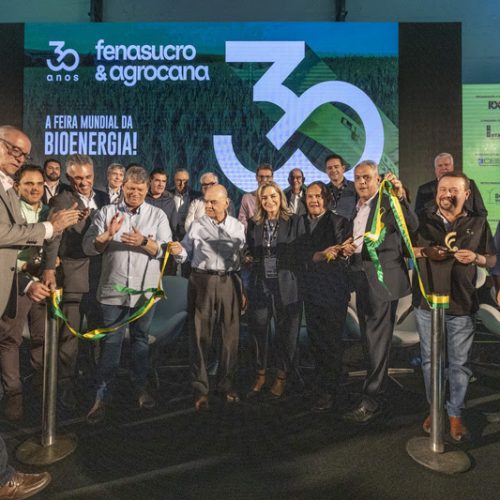  “As respostas que o mundo precisa para a descarbonização estão aqui”, declarou o governador Tarcísio de Freitas na abertura da 30ª Fenasucro & Agrocana