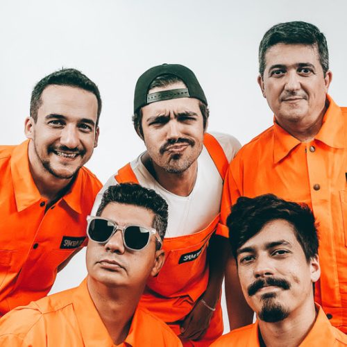 Samba 71 comemora mais de uma década com show vibrante no Festival Repique