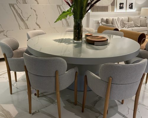 Black Friday com curadoria: cinco peças que traduzem o morar atual