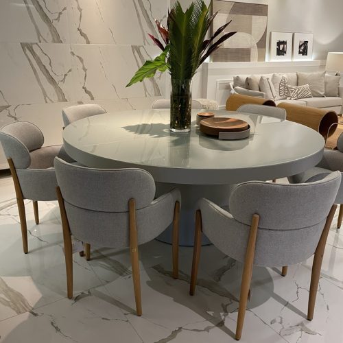 Black Friday com curadoria: cinco peças que traduzem o morar atual