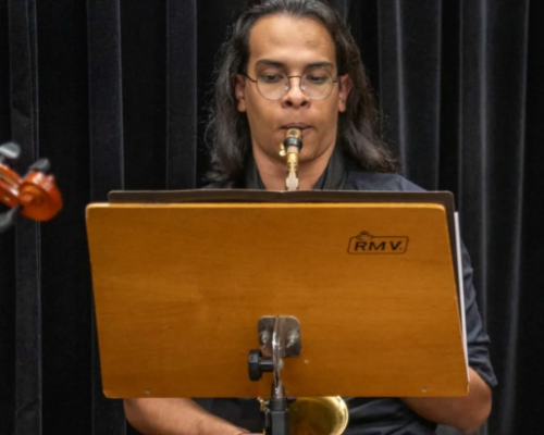 Dois alunos da Instituição Aparecido Savegnago são aprovados na USP de Ribeirão Preto